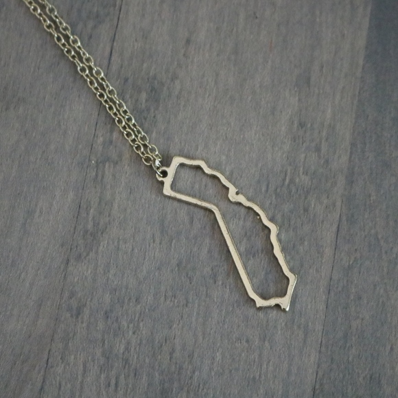 Trends by Laura Jewelry - CALIFORNIA STATE Necklace